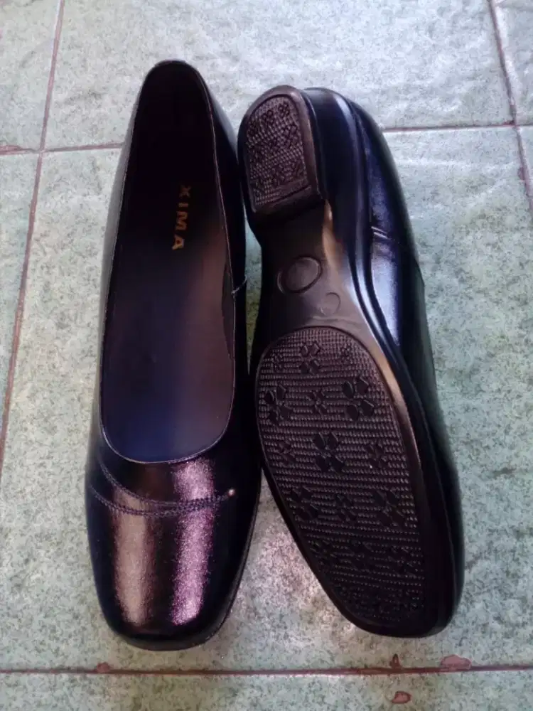 Sepatu Pantofel wanita
