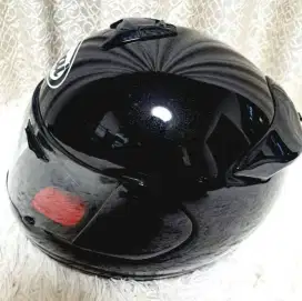 helm arai full face M