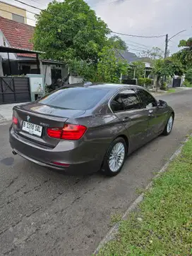 BMW Luxury Low KM 30rb