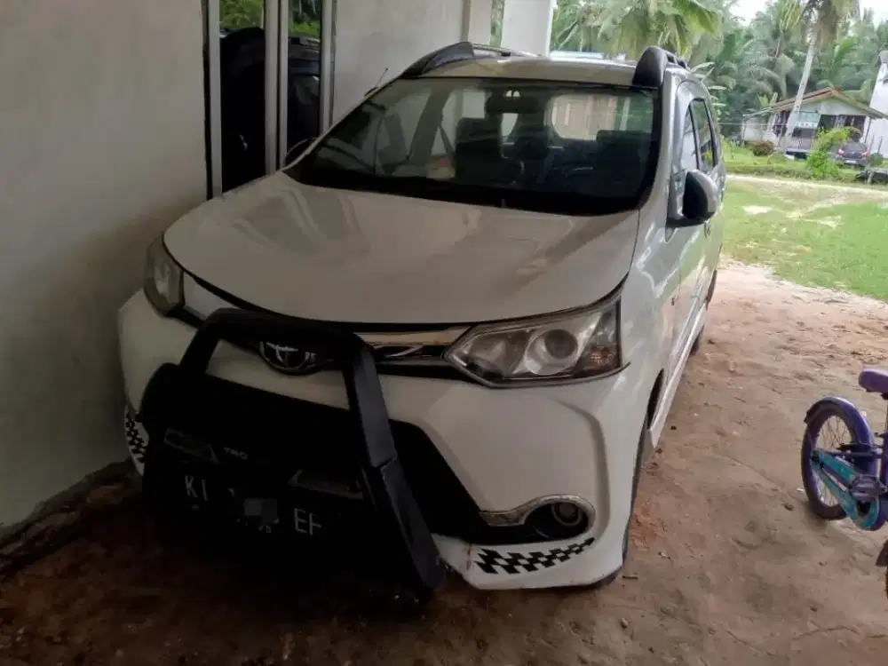 AVANZA VELOZ 1.5 /2015