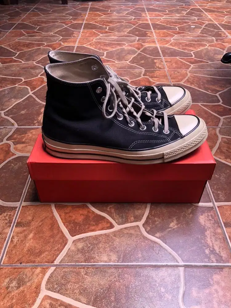 Sepatu Converse Chuck 70 High