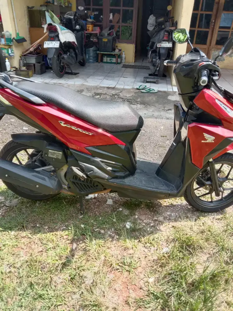 Dijual Vario 125 LED old ,Idling stop 2015,Pajak hidup STNK,BPKB ada