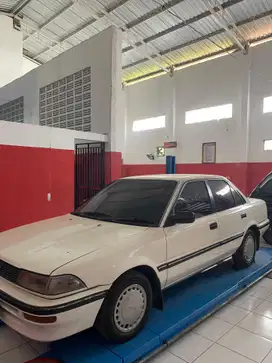 Toyota Corolla 1990 Bensin