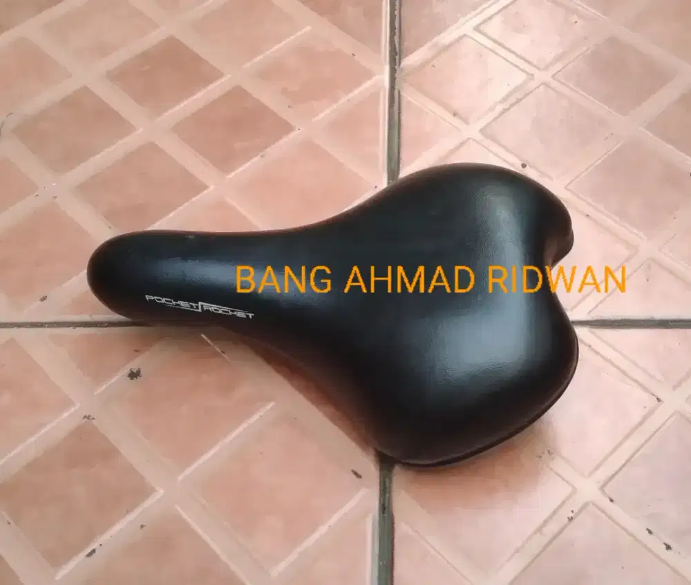 jok sadel sepeda