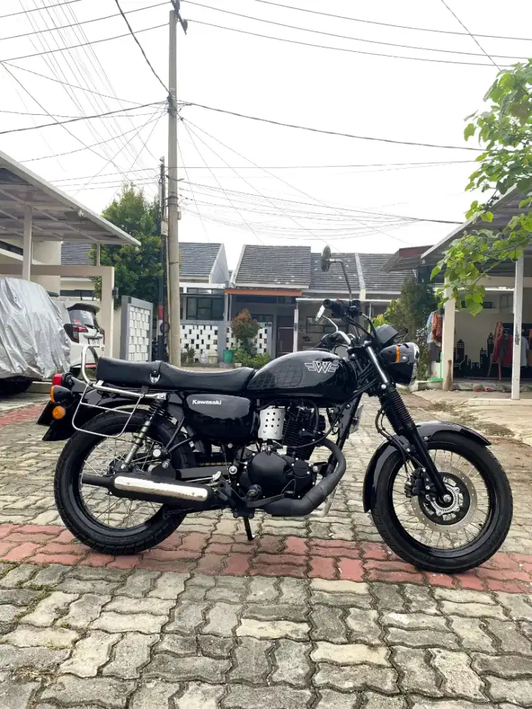 Motor Kawasaki W175 L Injeksi ABS 2025 #mulus
