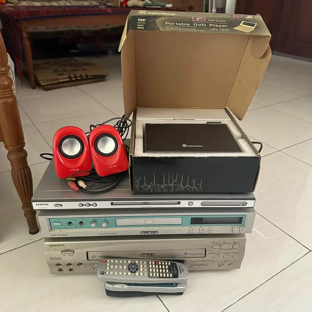 DVD Player Bekas