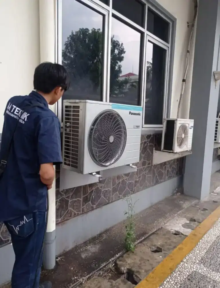 Servis ac bongkar pasang ac