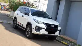 Toyota Fortuner 2.4 VRZ TRD Sportivo Diesel 2018