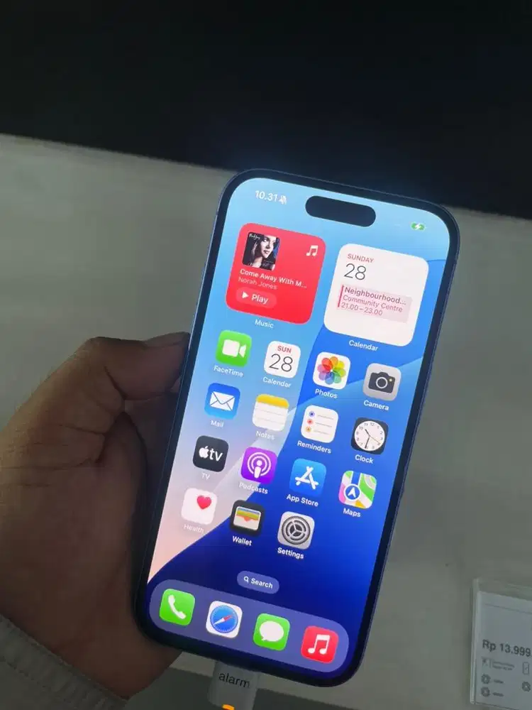 iPhone 16 Blue 128 Gb