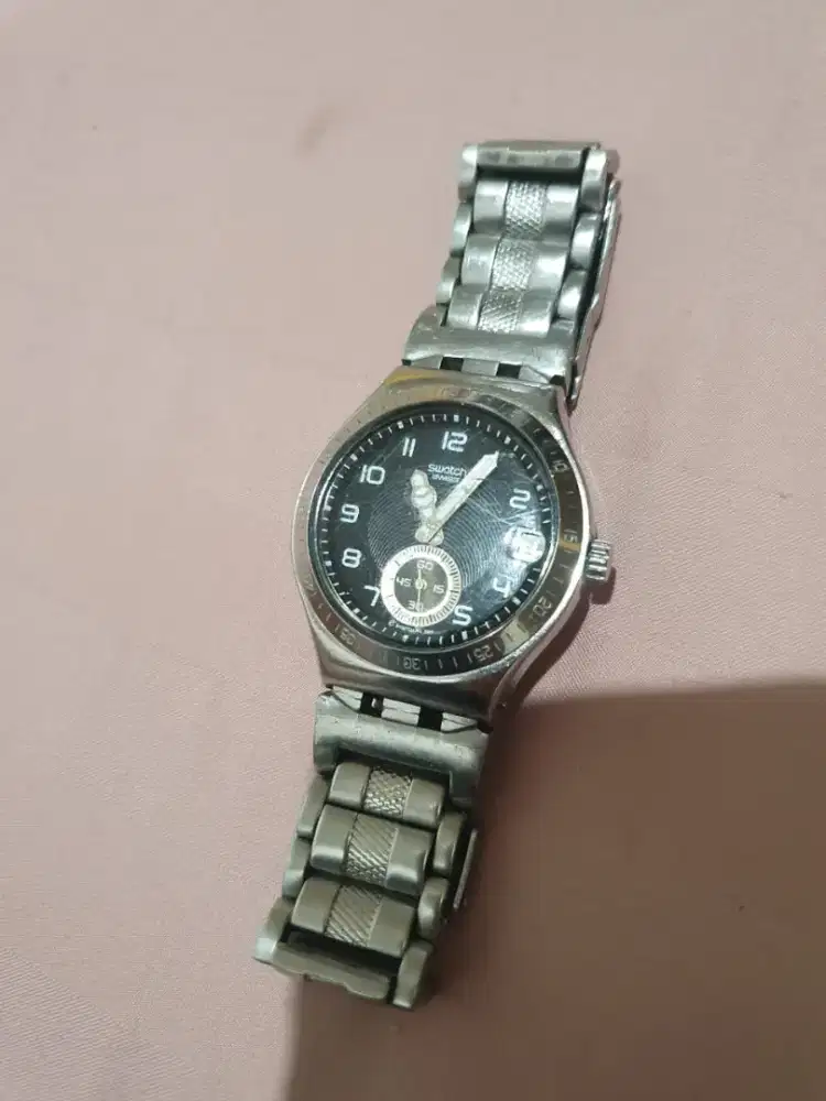 Swatch irony second bawah