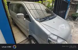 Nissan Serena CT 24 tahun 2011 Silver captain seat