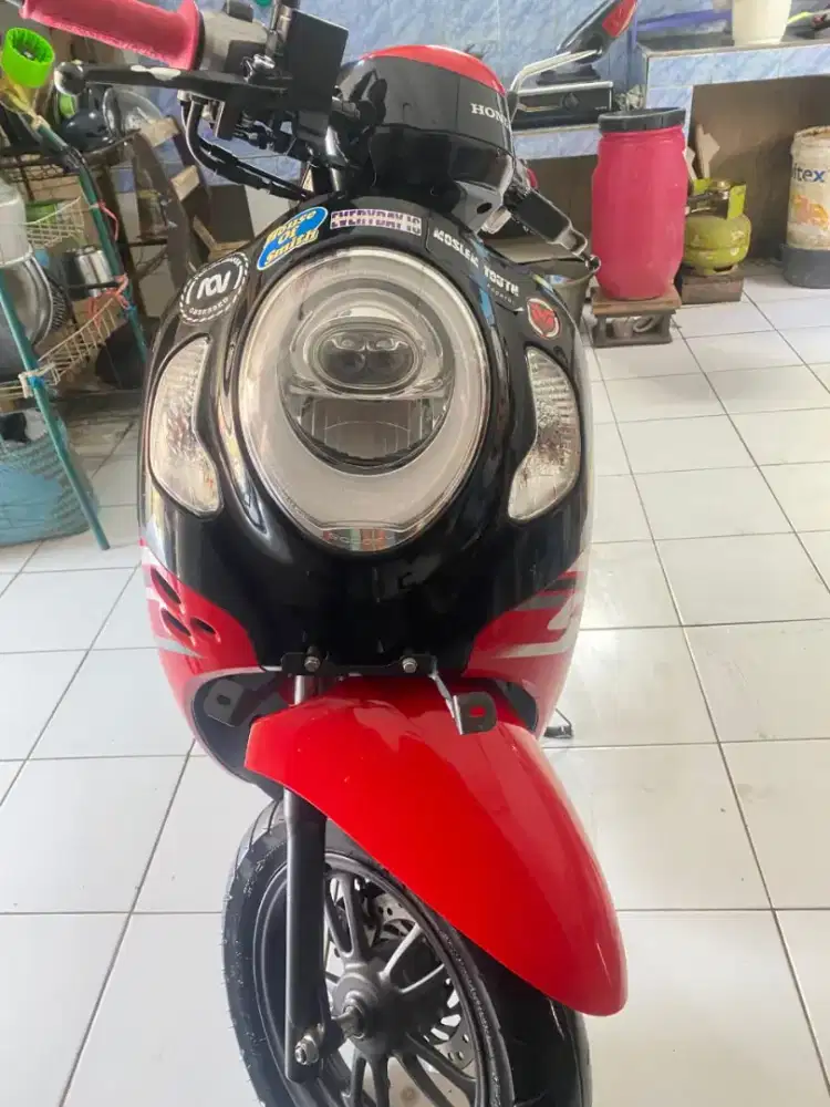 Dijual motor Scoopy sporty 2023