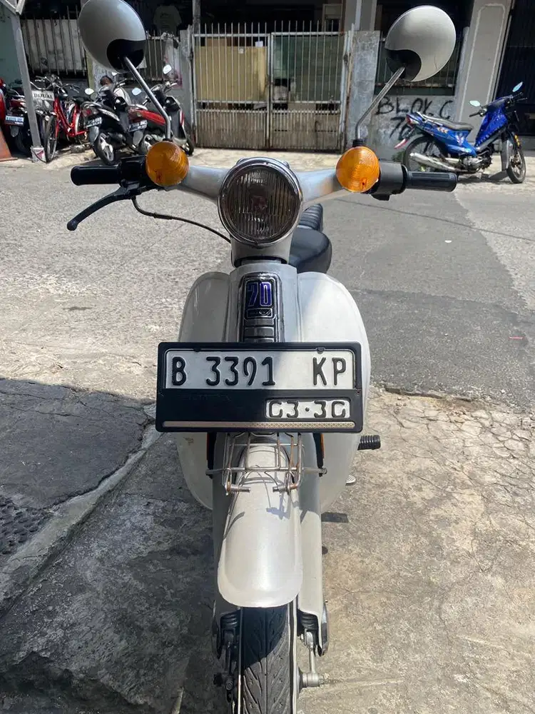 Honda C70 3 Speed