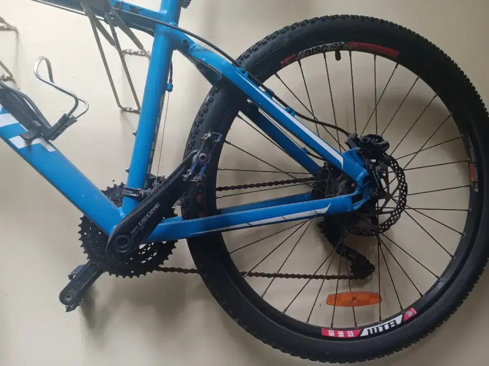 Di jual Sepeda MTB bonus sepeda statis