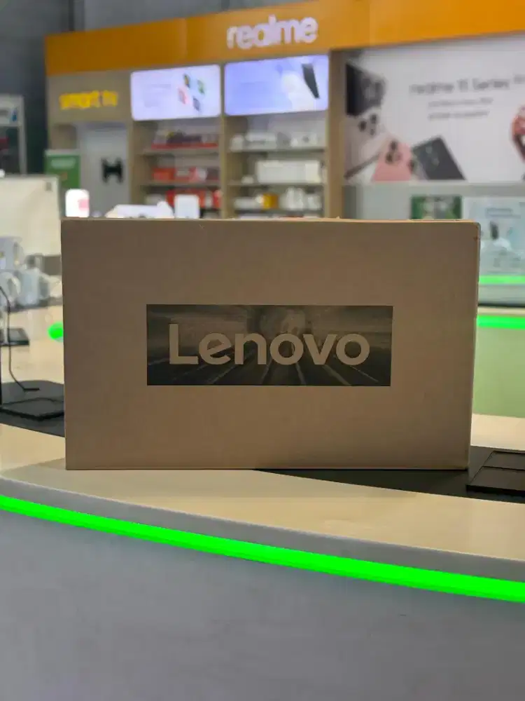 LAPTOP LENOVO IDEA PAD 3 8/256 PEMBELIAN DAPAT TAS