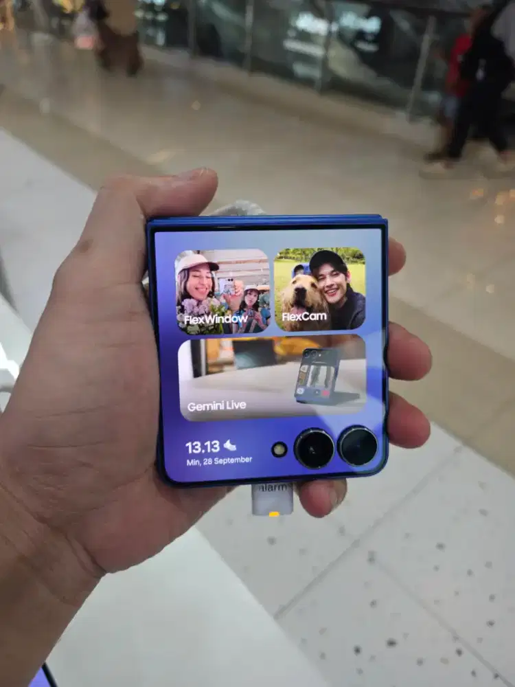 NEW GALAXY FOLDABLE 7  BENEFIT 4JUTAAN FREE PROTEKSI HINGGA 2TAHUN