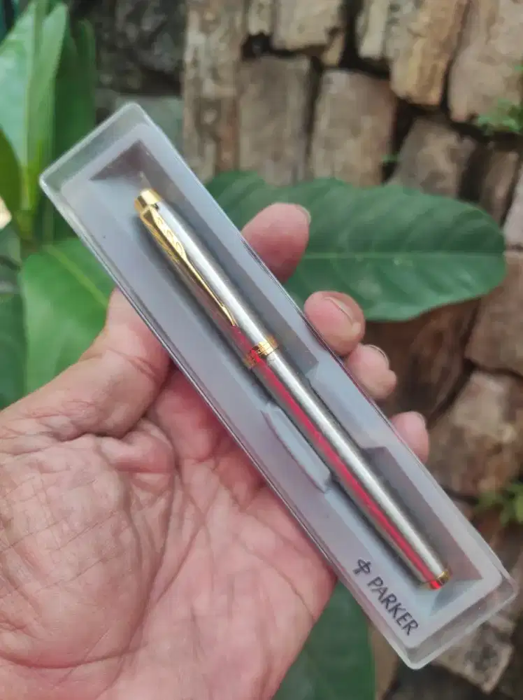 Antik ballpoint pencet jumbo merk Parker orisinil mulus like new