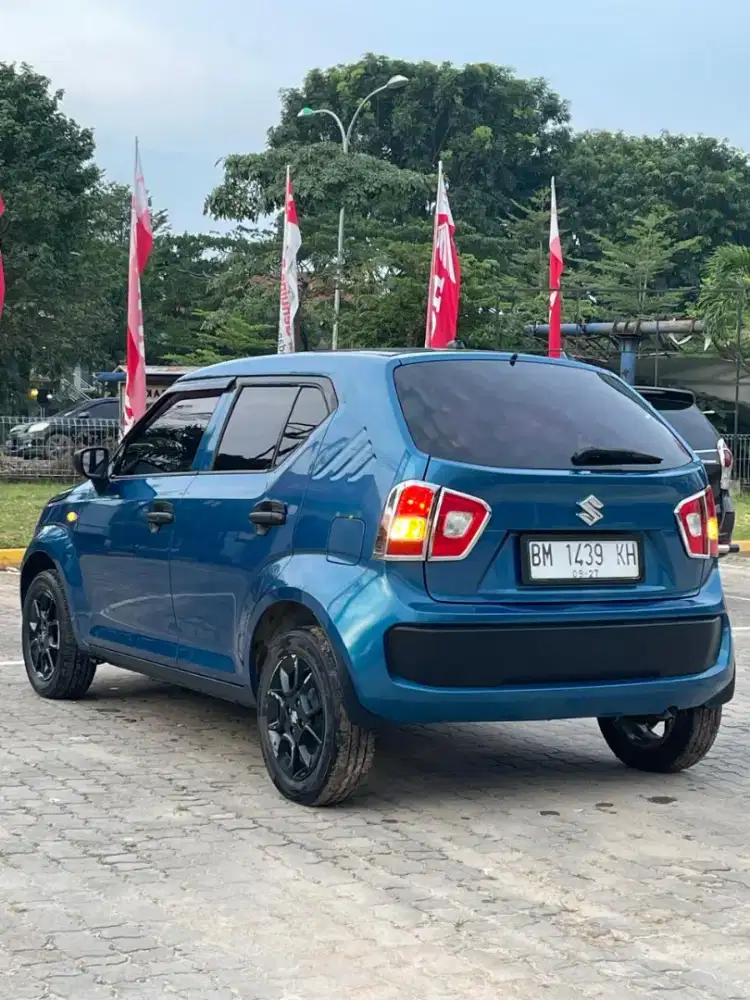 SUZUKI IQNIS PEMAKAIAN PRIBADI PAJAK BARU MOBIL BISA KELUAR BATAM