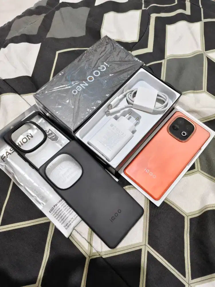 Iqoo Neo 10 12/256 Orange Fullset Like New Garansi Panjang!