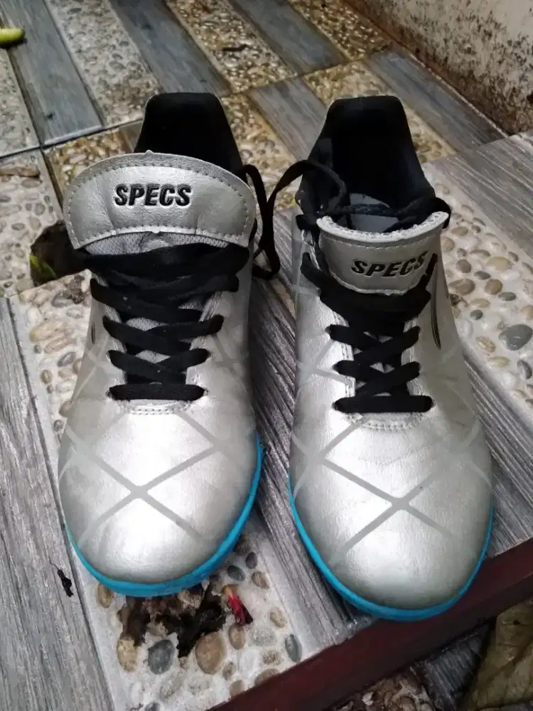 Sepatu futsal Specs ori