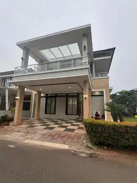 RUMAH UNFURNISHED DI KOTA WISATA CIBUBUR, TIPE HOOK.