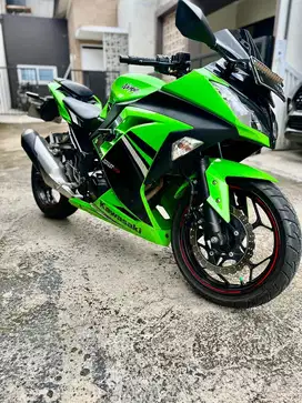 Kawasaki Ninja 250 FI ABS Special Edition 2013 Low KM Like New