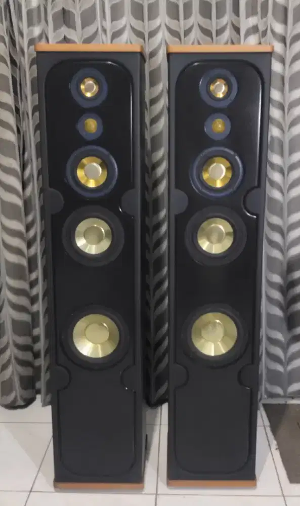 Speaker Floorstanding High End WJ GT-448 (New Old Stock)