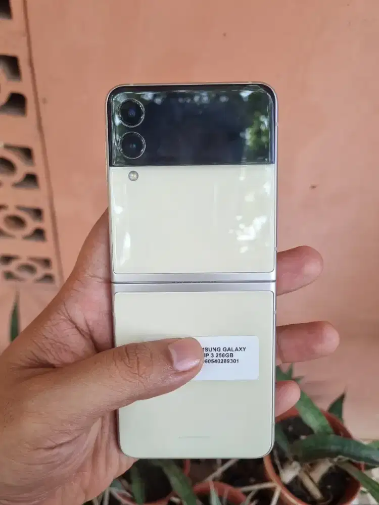 Samsung Galaxy Z flip 3 256Gb
