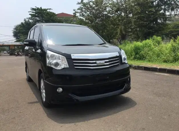 Toyota Nav1 V 2017