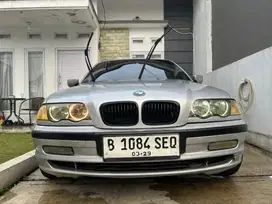 BMW E46 318i Tahun 2000
