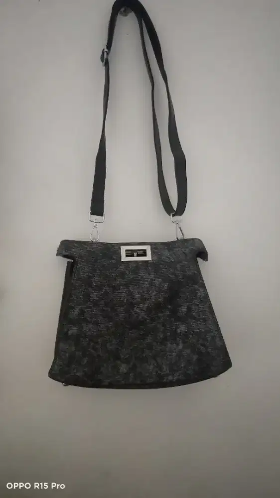 Tas wanita simpel