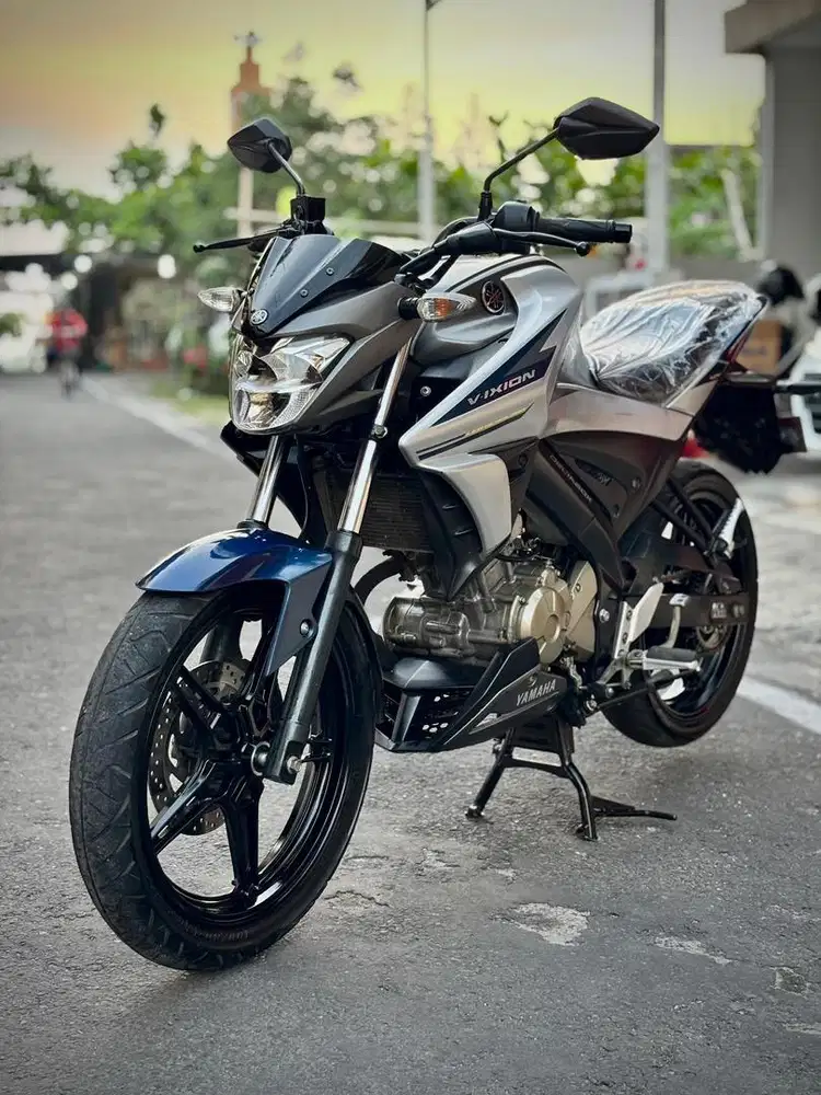 Yamaha VIXION R LED STD ORIGINAL