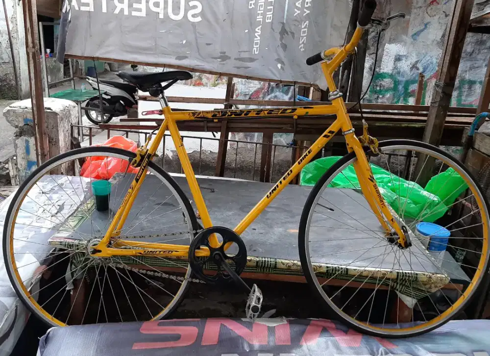 Sepeda United Fixie