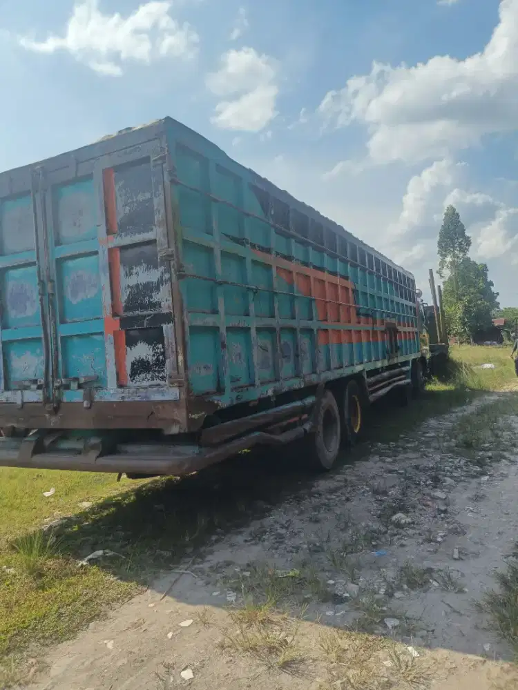 Dijual Fuso supergrade 2007
