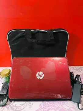 Laptop Mulus dan elegant HP 14 RAM 8Gb/SSD+HDD/ DUAL VGA