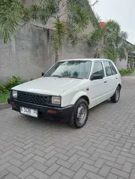 Jual mobil charade THN 85 mobil klasik