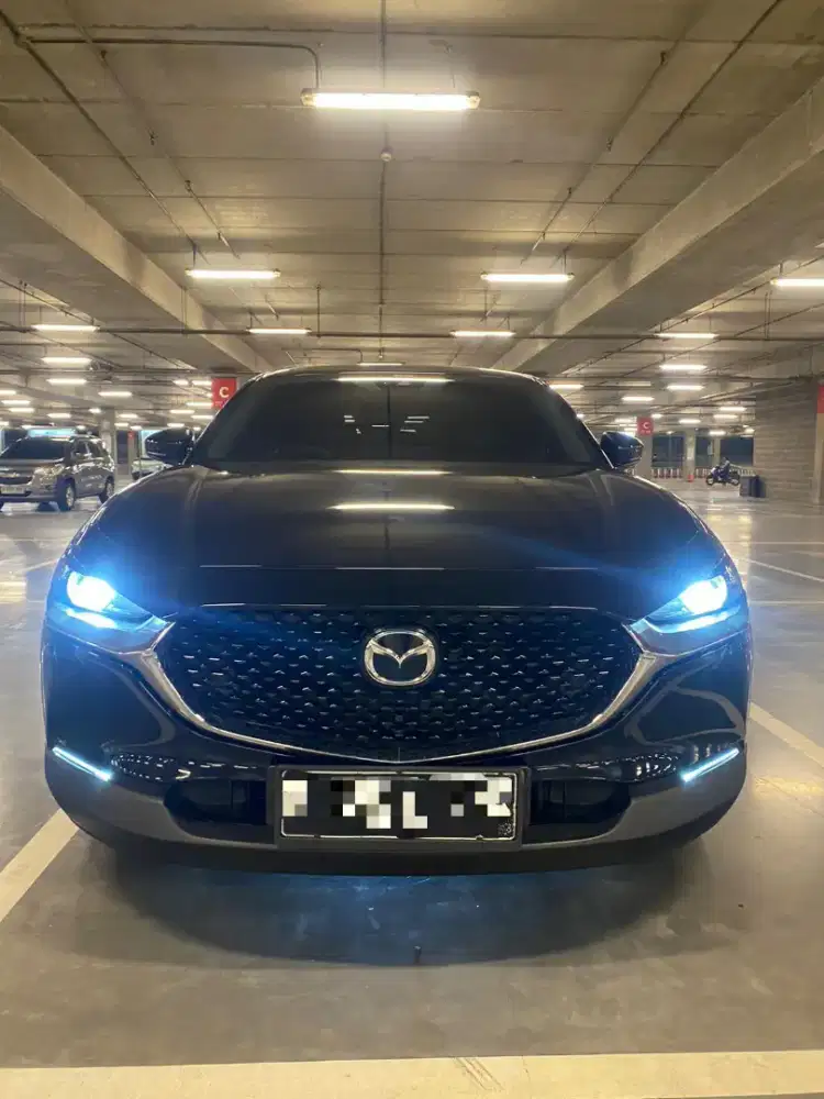 MAZDA CX30 HITAM METALIC 2020