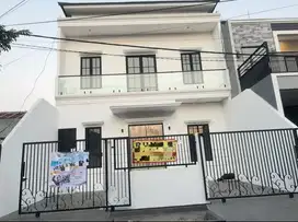 ‼️BARU GRESSS‼️ RUMAH BABATAN PANTAI KENJERAN MULYOREJO, LEBAR 9. DEKAT MERR, RS. MITRA KELUARGA, MALL, Dsb