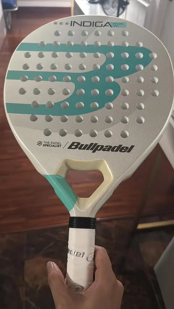 Bullpadel indiga woman