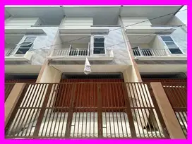 Dhyana Rumah baru ukuran 4x14m di jelambar