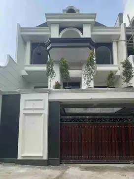 Dijual Rumah Baru on progres di Cilandak Jakarta Selatan