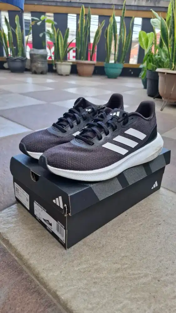 Adidas Runfalcon 3.0 Size 41.3 Original