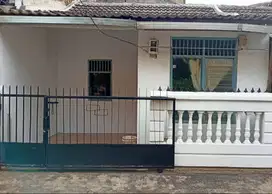 Rumah Untuk Kontrak tahunan di Perumahan Ciledug Indah 2, Tangerang