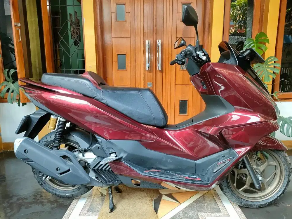 Honda pcx roadsync abs