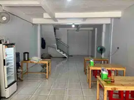 Disewakan pertahun Ruko 2 lantai Poris indah luas 90m2