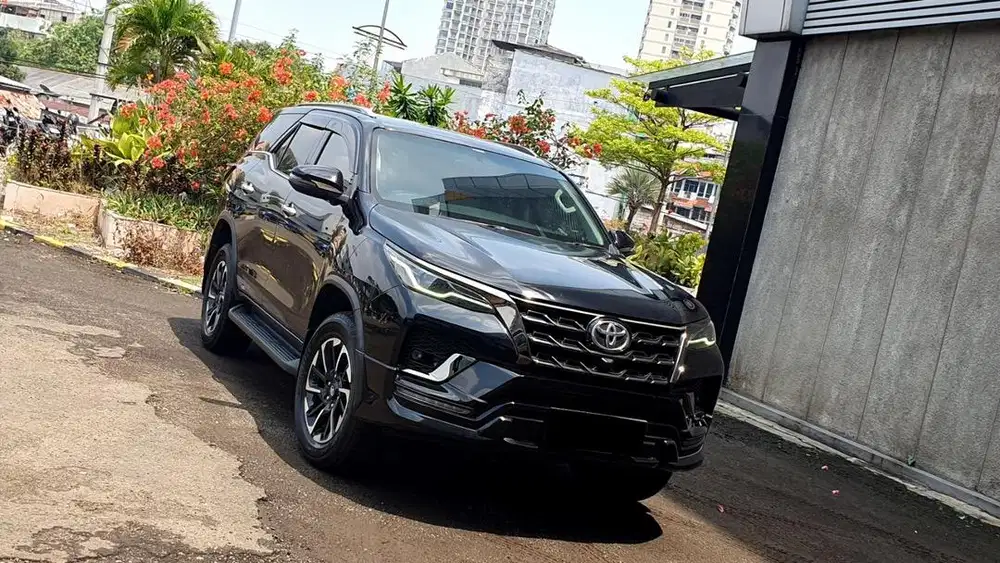 Toyota Fortuner 2.4 VRZ GR Sport Kick Sensor 2021
