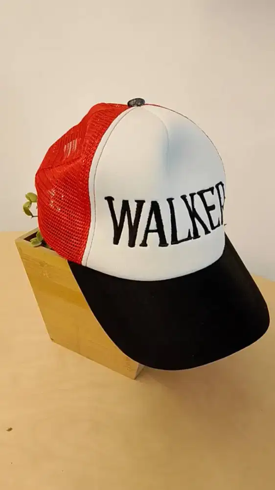 Topi D'trucker Walker