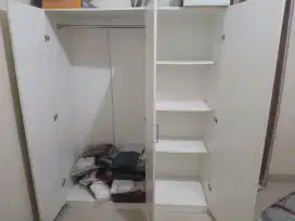 Dijual lemari 3 pintu