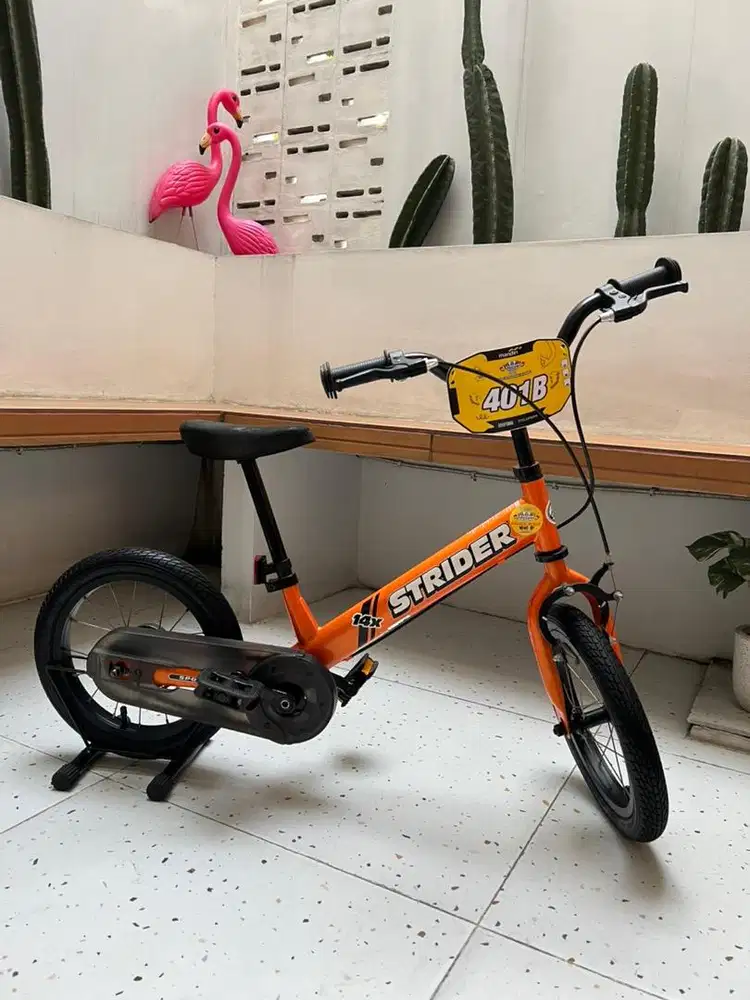 Sepeda STRIDER second - 14X Sport Balance Bike Pedal 2 in 1
