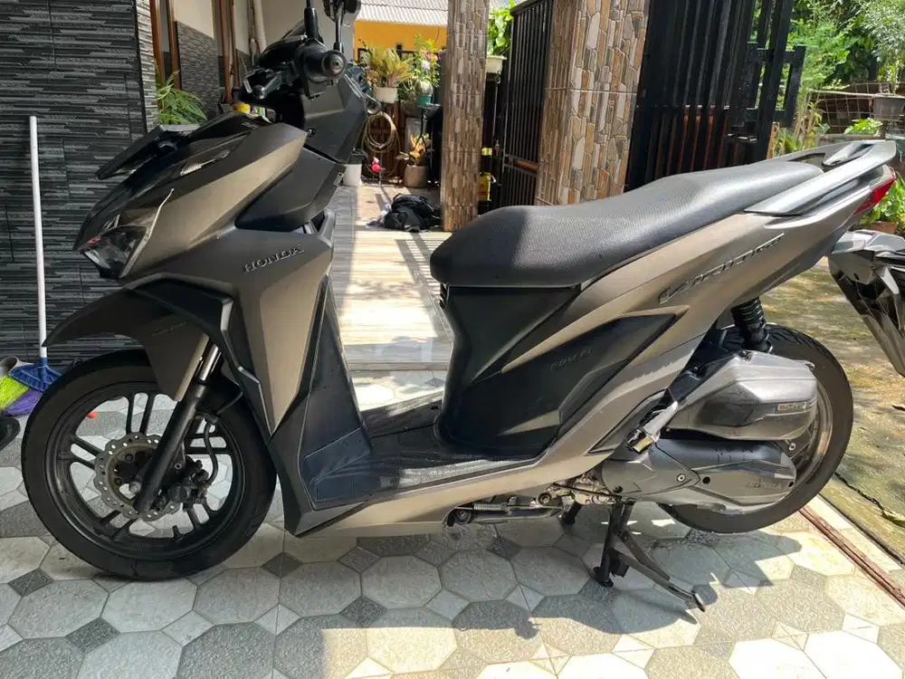JUAL CEPAT Motor Vario cc 150 2019